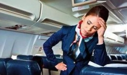 美国航空空姐爆料视频,揭秘机舱内幕与真实服务现状